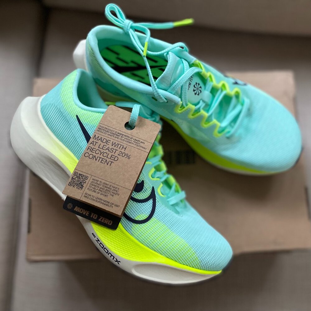 Nike Women's Zoom Fly 5 Running Shoes 'Ghost Green' Size 8.5